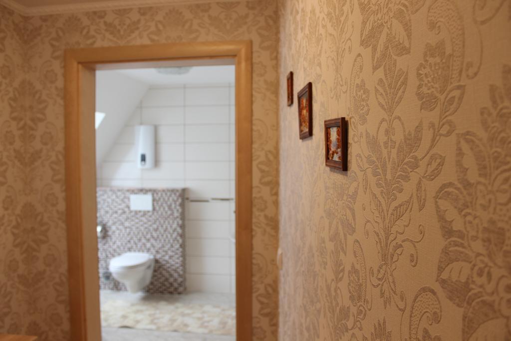 Posthotel Bad Bertrich Værelse billede